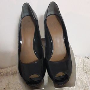 Tory Burch black open toe shoes